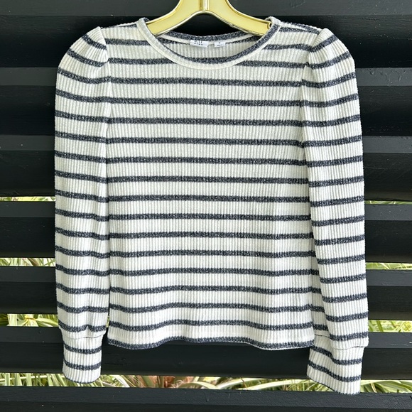 Gap Kids Striped Top - Picture 1 of 4